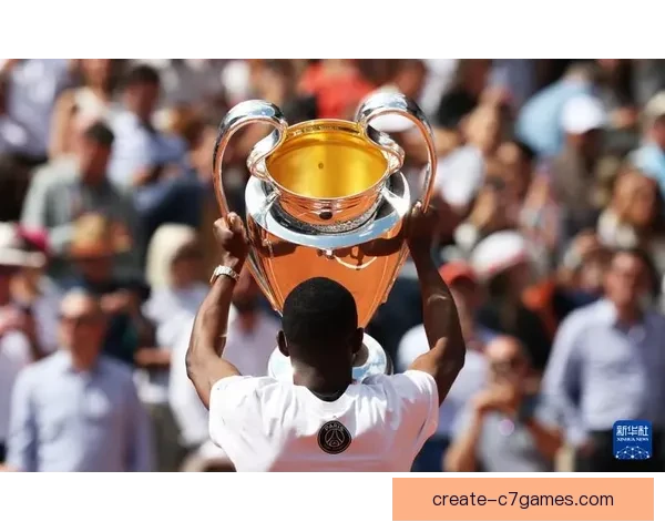 欧冠联赛激战正酣 巨星云集谁将捧起最终奖杯